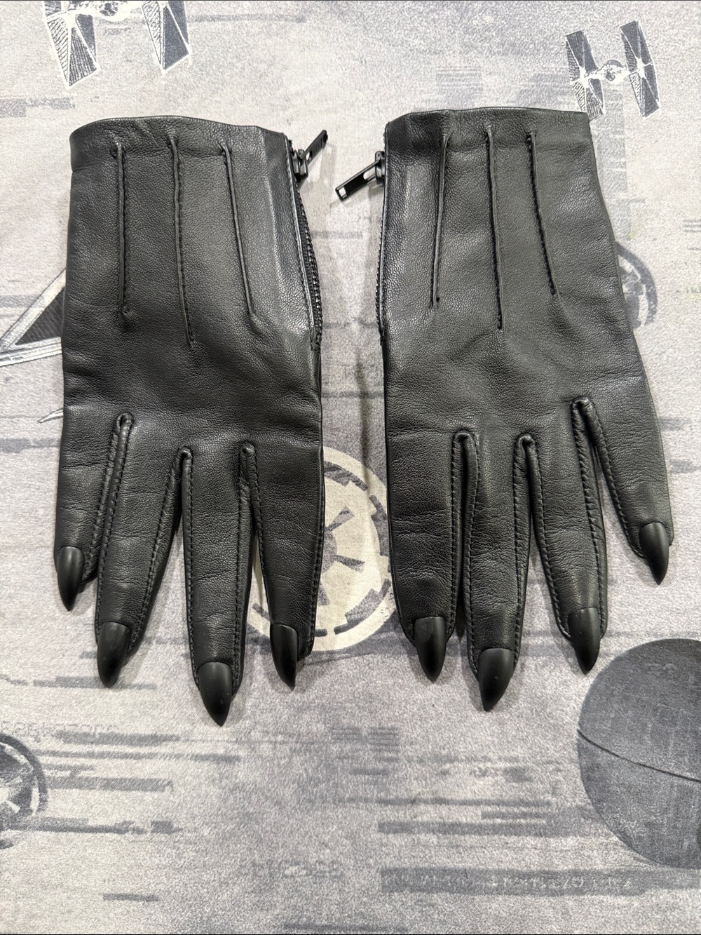 MAJESTY BLACK MATTE BLACK LEATHER THE VAMPS NAIL GLOVES SZ 7.5